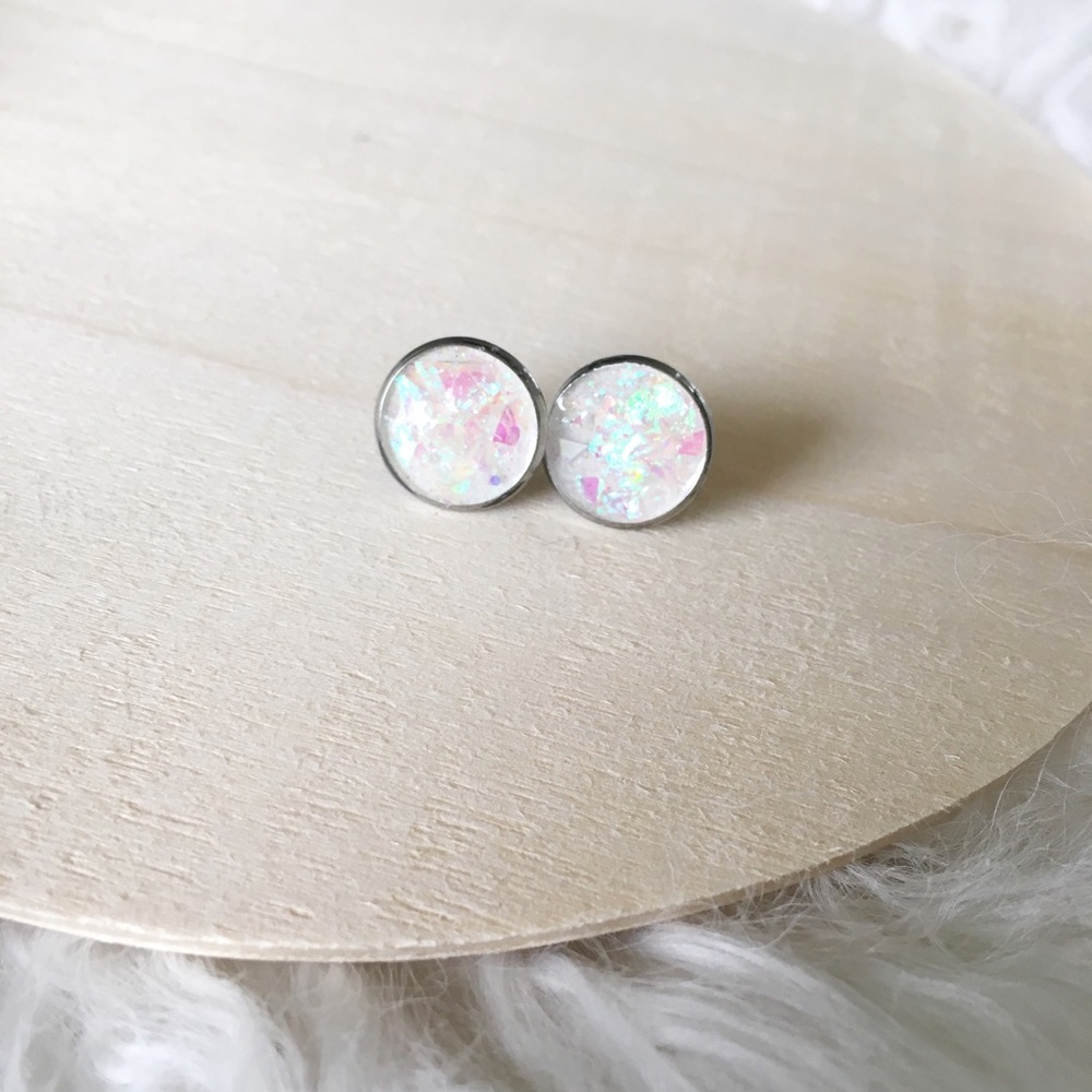Cute earrings🦚 - Picture 4 of 4